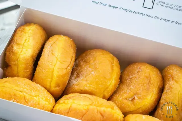 LOLA NENA’S OLD-FASHIONED DONUTS